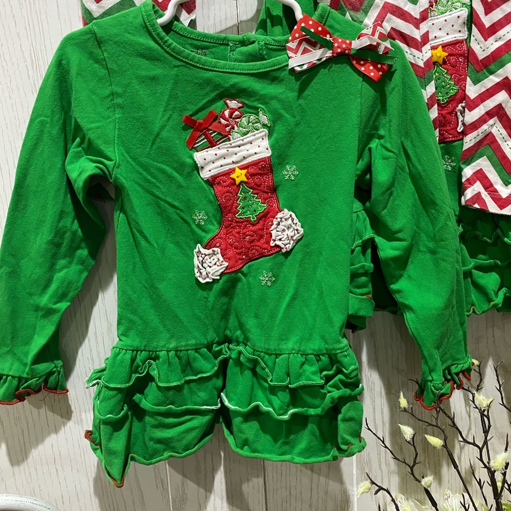Bumble & Birdie Christmas Matching Sets Size 3T & 4T